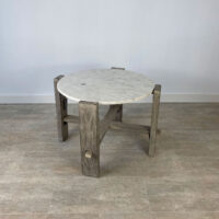 Mesa Auxiliar en Mango Japan