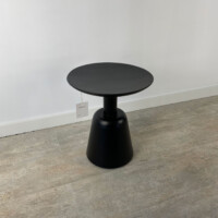 Mesa Auxiliar en Mango Black