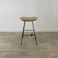 Taburete en Mango y Metal Black - Imagen 3