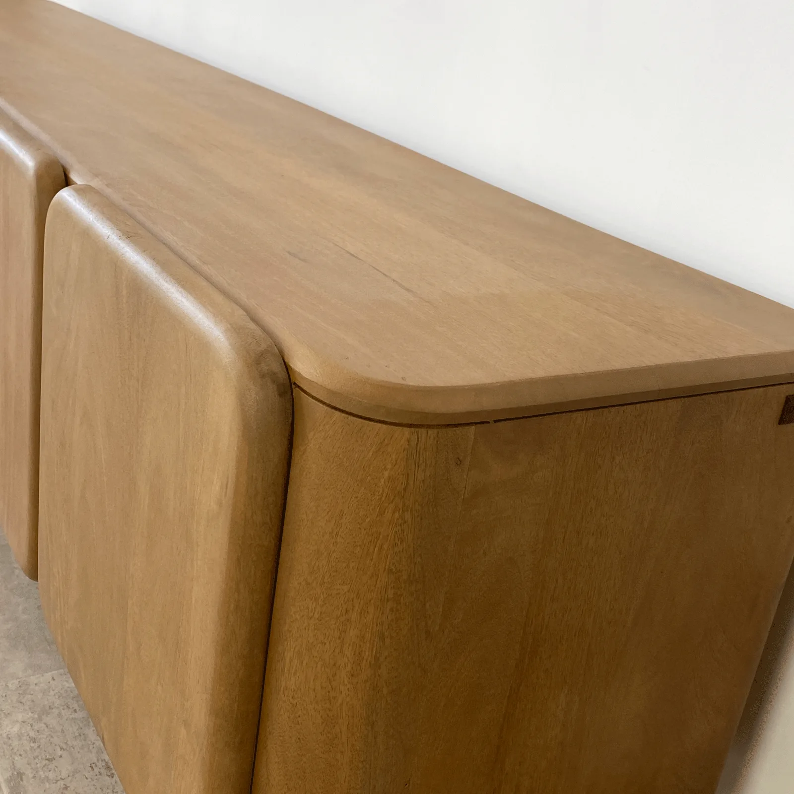 Mueble Tv 215cm en Mango Curve - Imagen 5