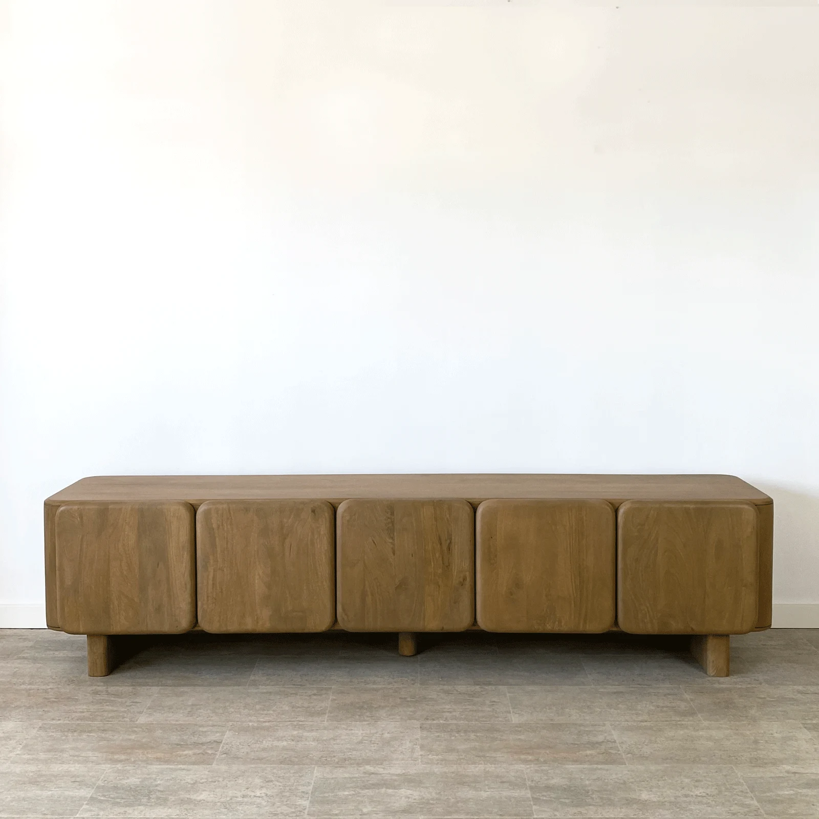 Mueble Tv 215cm en Mango Curve