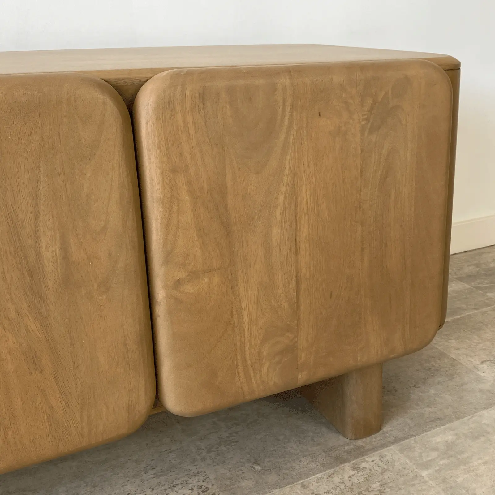 Mueble Tv 175cm en Mango Curve - Imagen 6