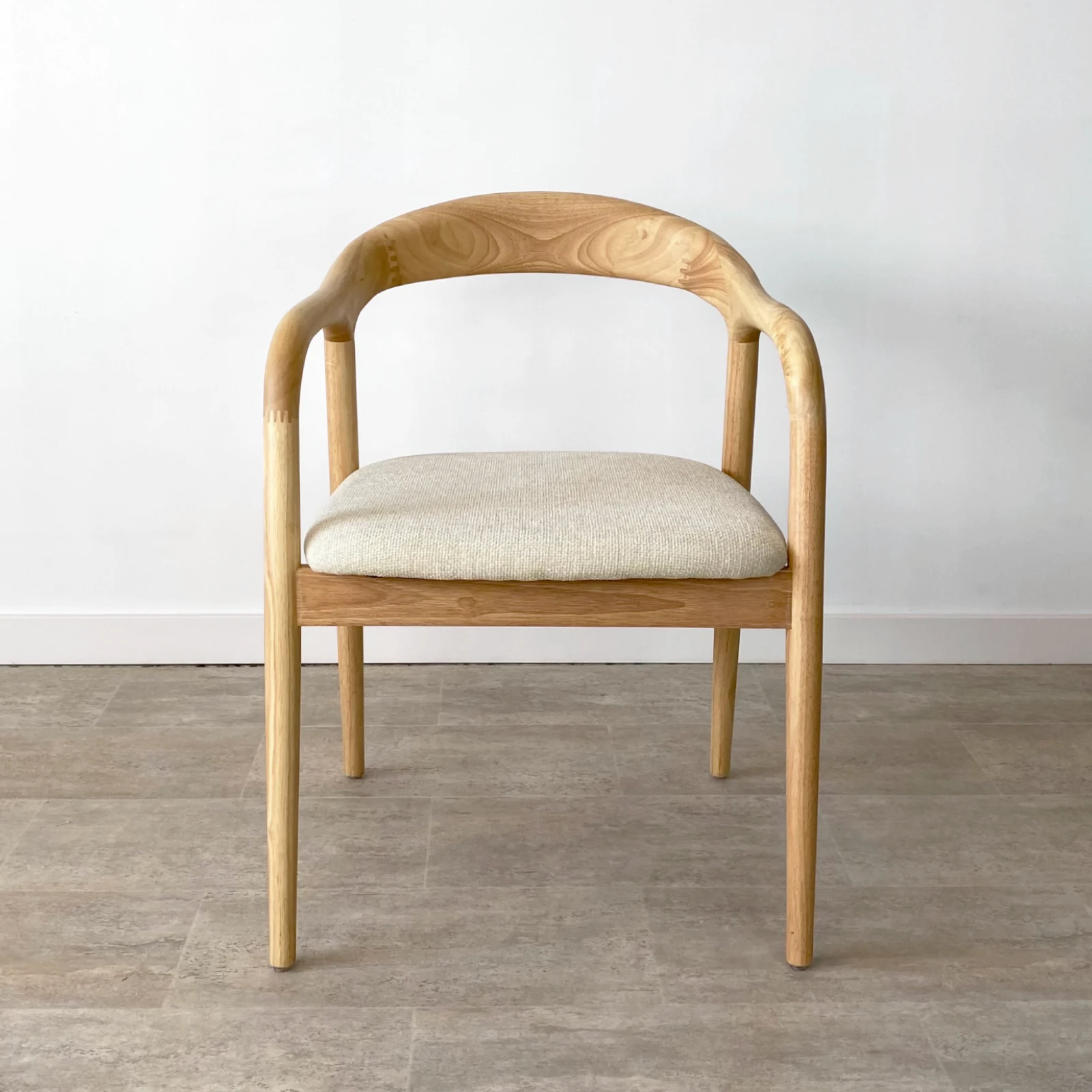 Pack 2 Sillas con Reposabrazos Rubberwood Natural - Imagen 2