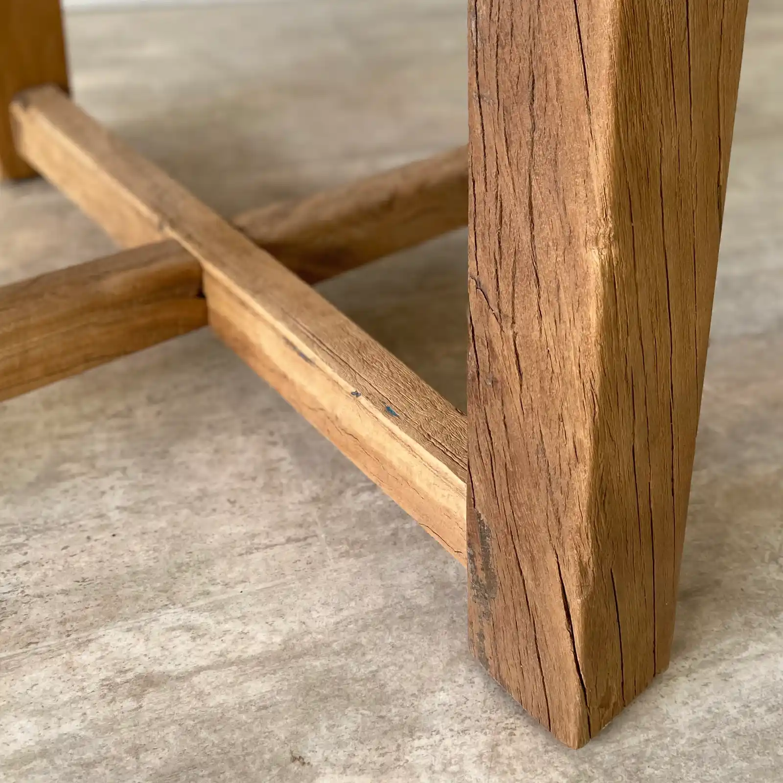 Mesa de Comedor Redonda en Madera Reciclada Ibiza - Imagen 6